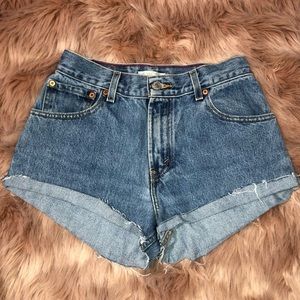 Vintage Levi’s Jean Shorts